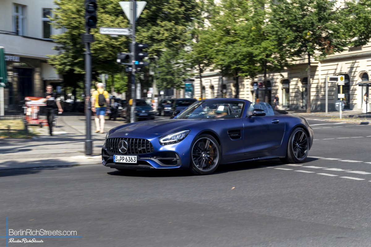 Mercedes-AMG GT-C Roadster (2019) spotted in Berlin — BerlinRichStreets